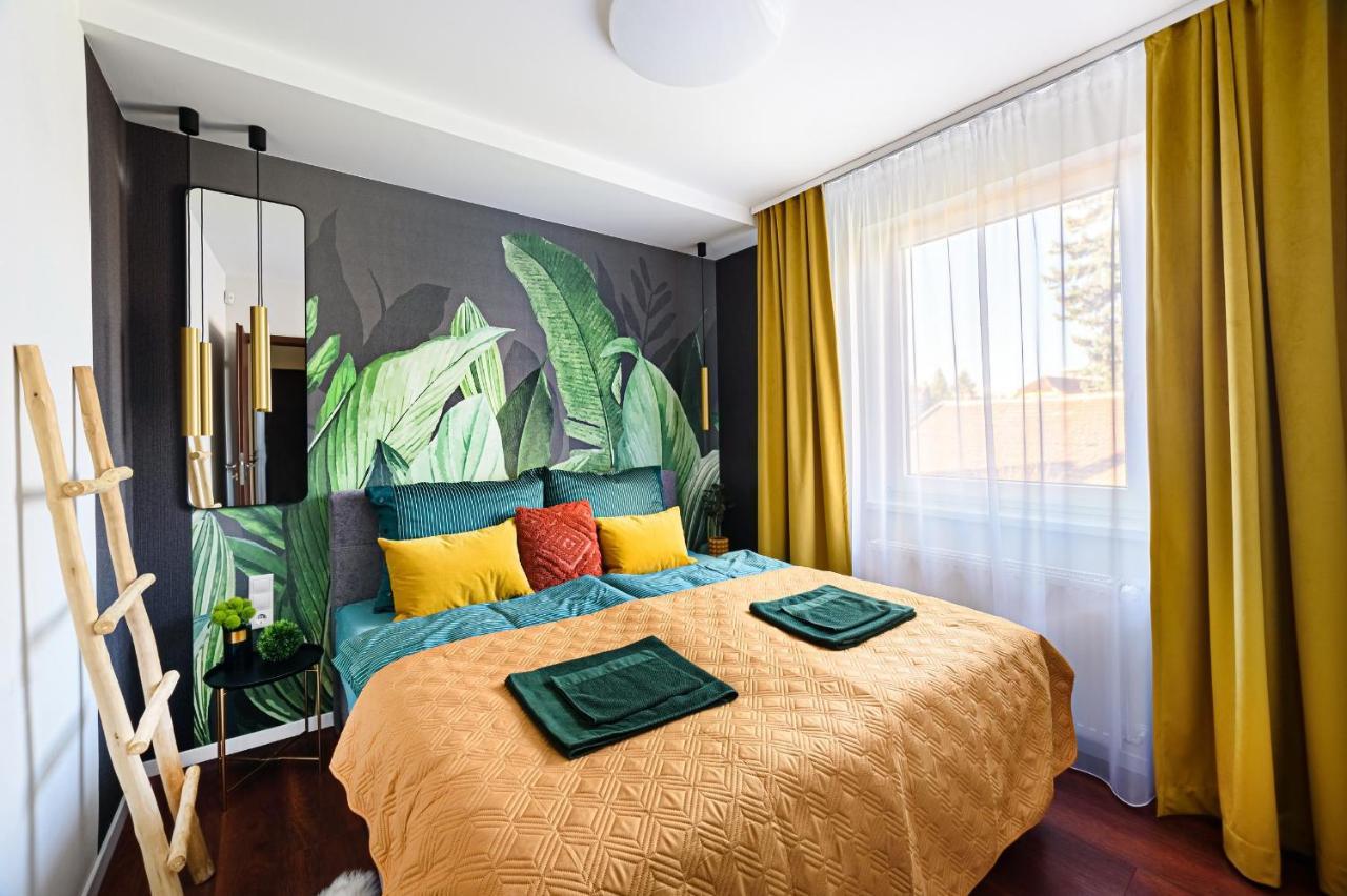 Hid19 Apartman Gyor Belvaros-Free Parking-Terrace Az Rq Vizi Elmenypark Es Gyogyfuerdonel Εξωτερικό φωτογραφία