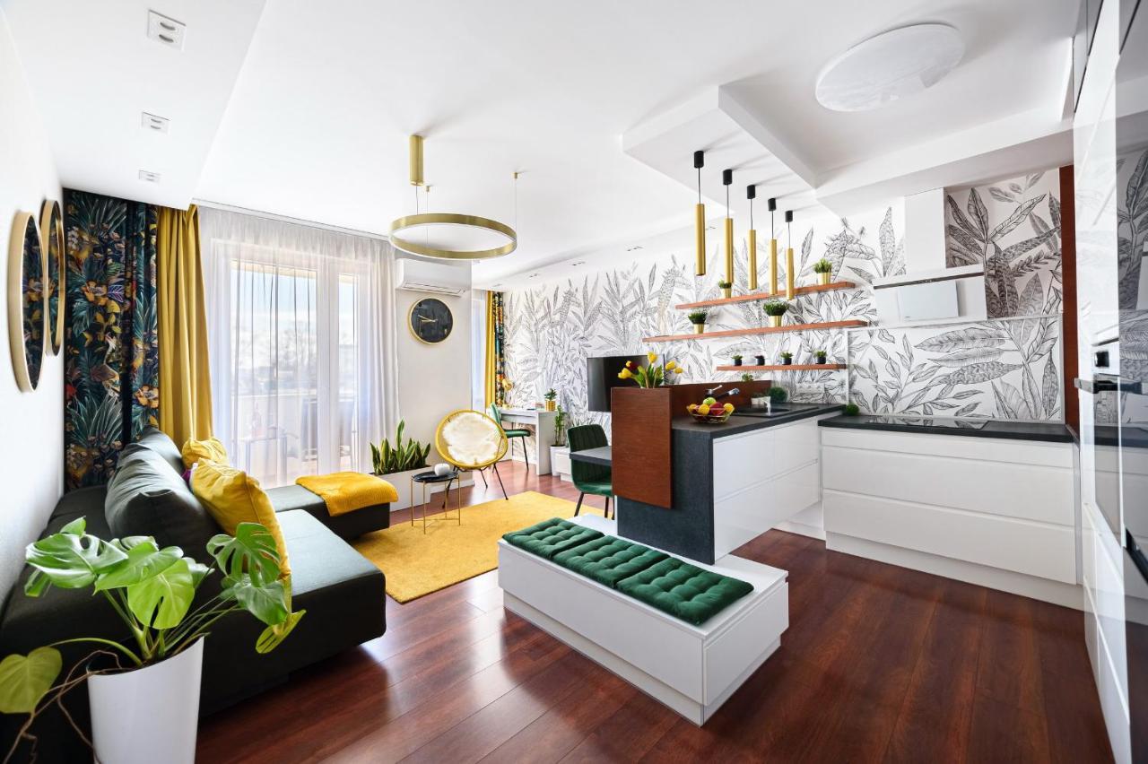 Hid19 Apartman Gyor Belvaros-Free Parking-Terrace Az Rq Vizi Elmenypark Es Gyogyfuerdonel Εξωτερικό φωτογραφία