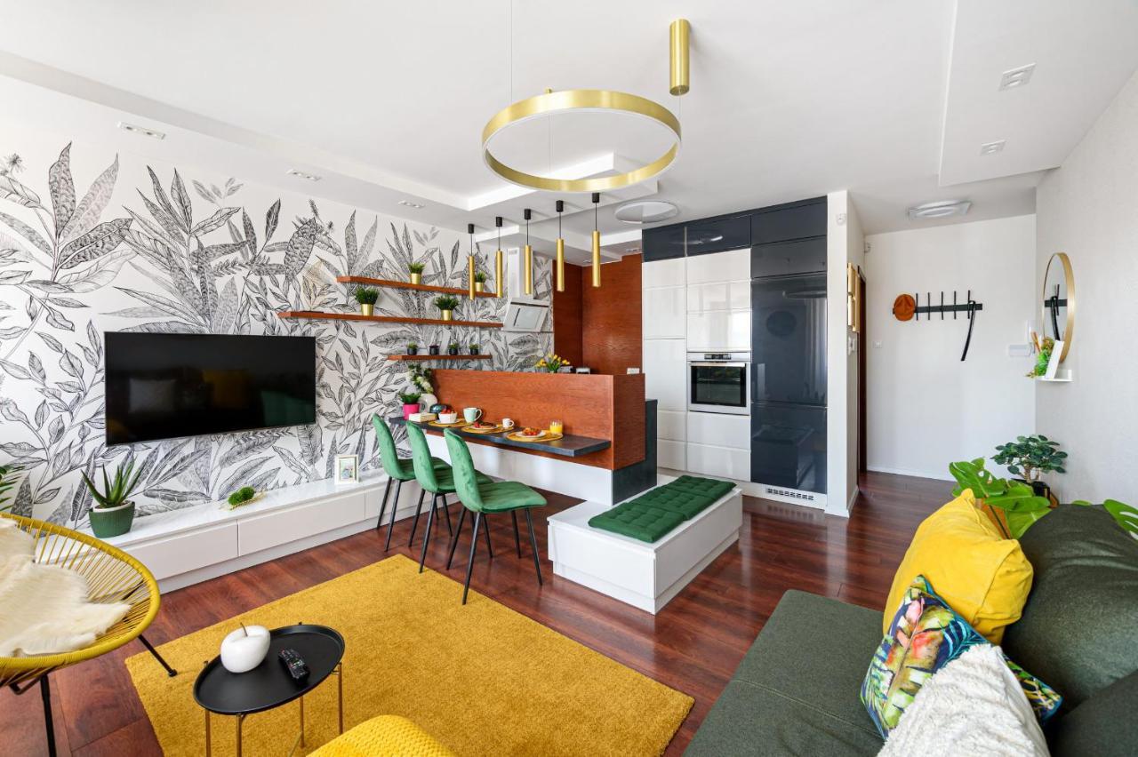 Hid19 Apartman Gyor Belvaros-Free Parking-Terrace Az Rq Vizi Elmenypark Es Gyogyfuerdonel Εξωτερικό φωτογραφία