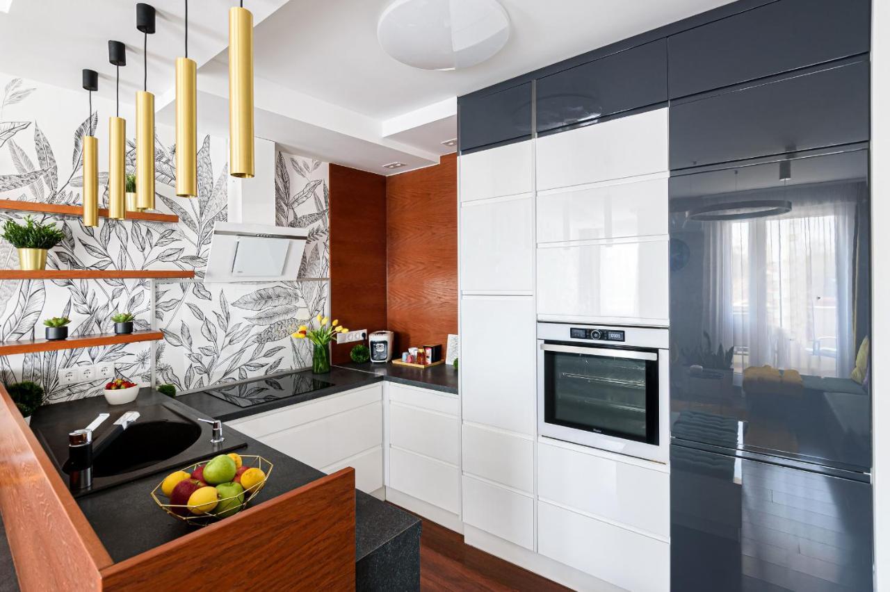 Hid19 Apartman Gyor Belvaros-Free Parking-Terrace Az Rq Vizi Elmenypark Es Gyogyfuerdonel Εξωτερικό φωτογραφία