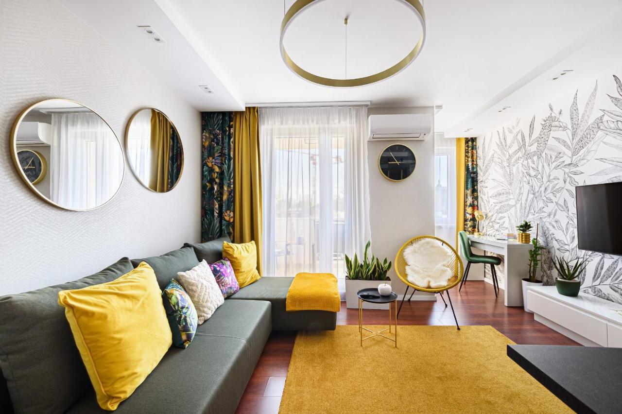 Hid19 Apartman Gyor Belvaros-Free Parking-Terrace Az Rq Vizi Elmenypark Es Gyogyfuerdonel Εξωτερικό φωτογραφία